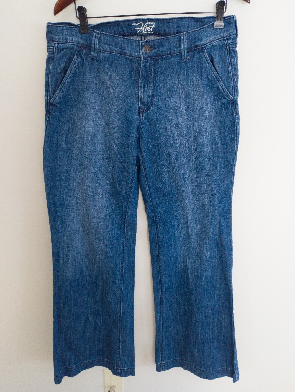 Old Navy The Flirt Mid-Rise Bootcut Jeans Women's Size 10 Regular Blue Denim